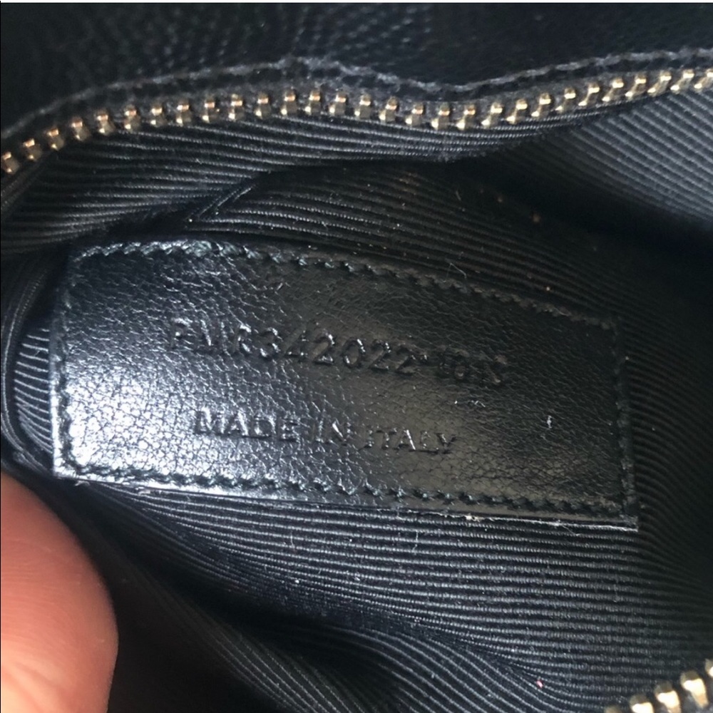 ✖️SOLD ✖️🇫🇷SAINT LAURENT Monogram Shopping Bag - Picture 8 of 8